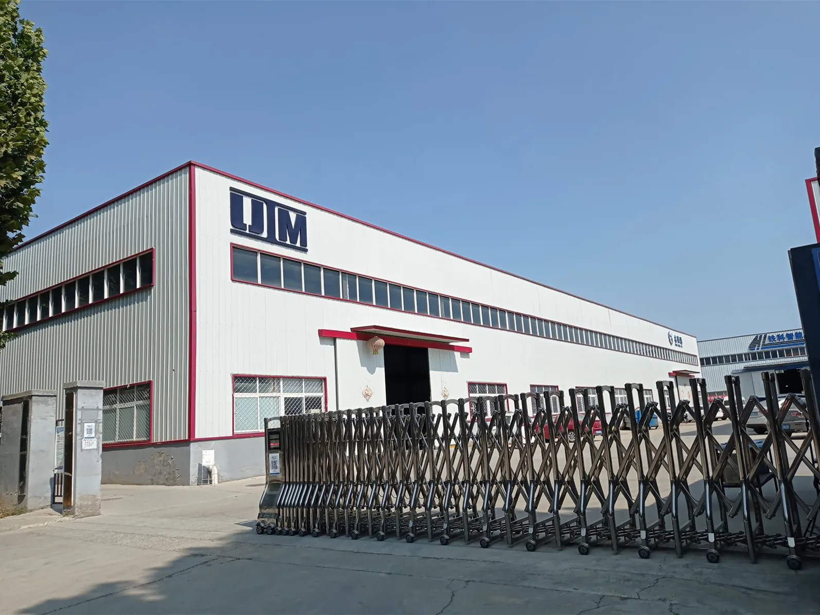 UIM manufacturing workshop