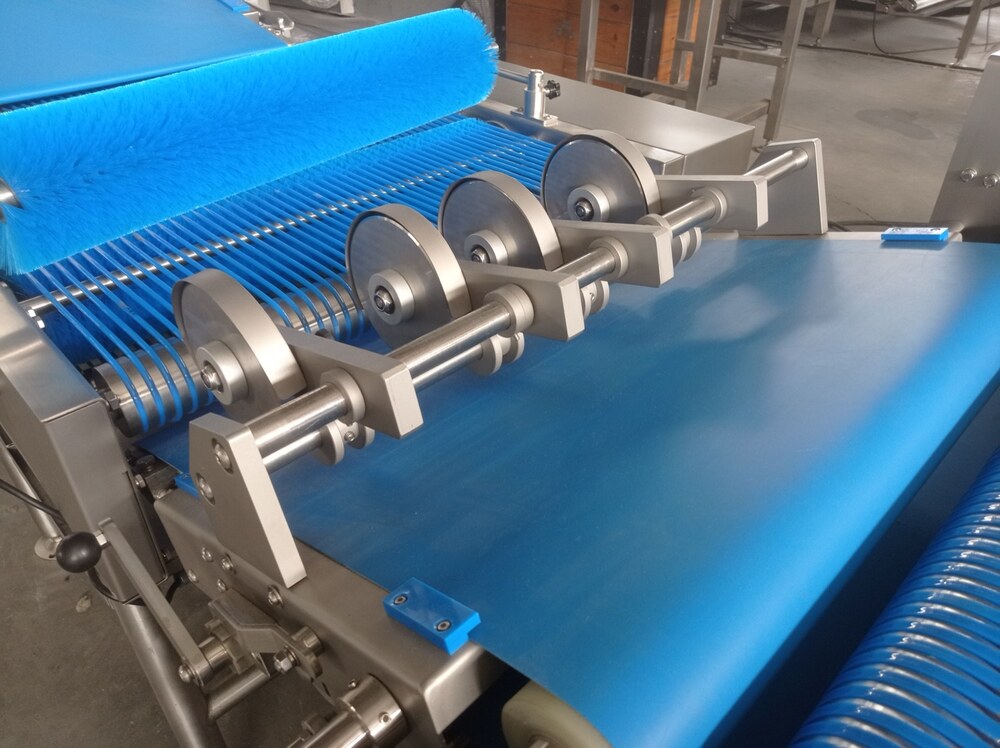 Automatic Pizza Production Line — application in use
